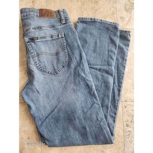 32  LEE regular fit mid rise straight leg classic 5 pocket light wash jeans 8M